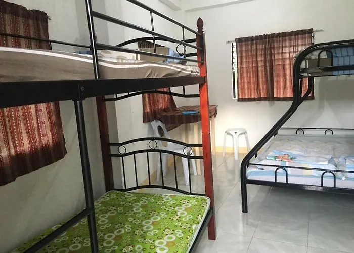 Gasthuis Backpackers Moalboal